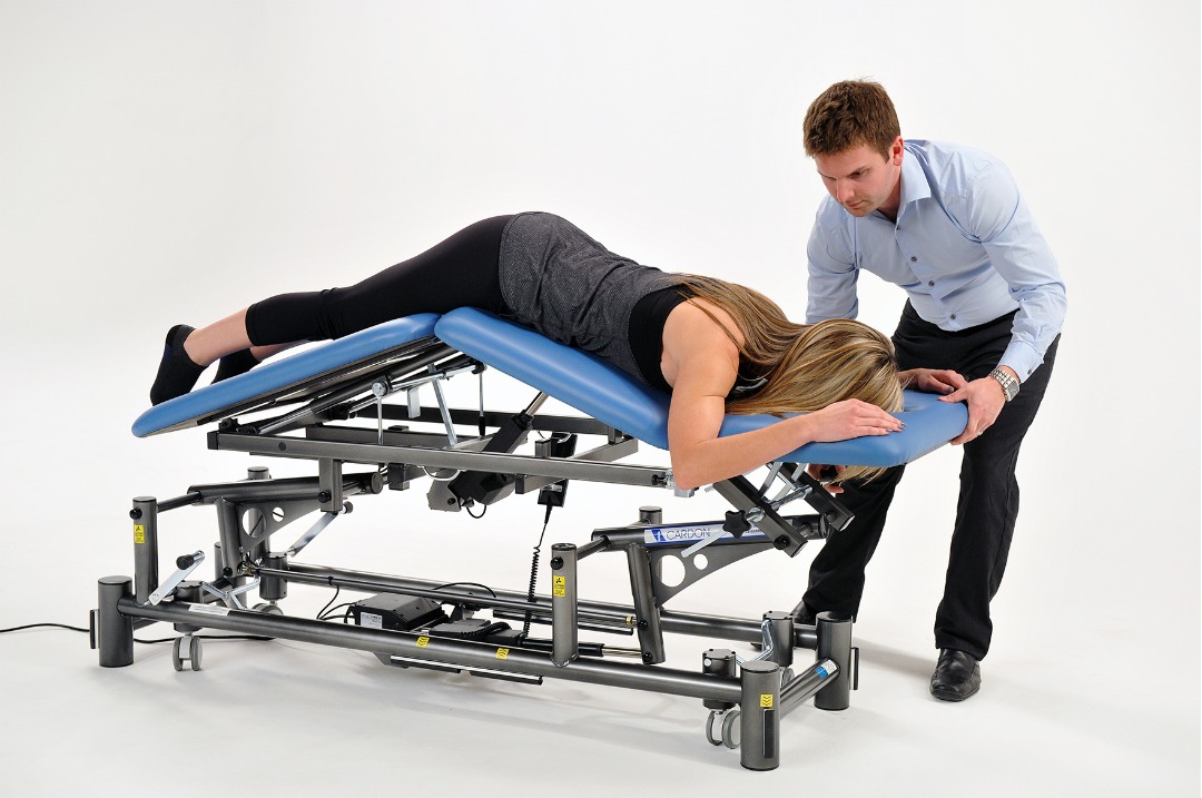 Massage Therapy vs. Physiotherapy – Which One Do You Need?